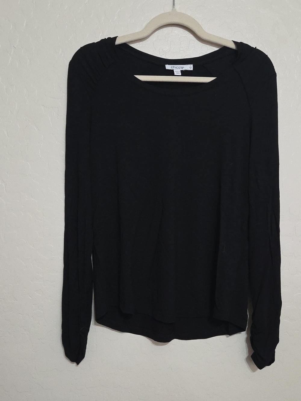 Chico's Black Long Sleeve Crewneck with Gathered Shoulder Detail
